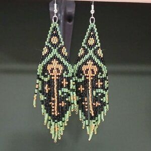Indigenous handmade beadwork - earrings